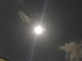 2019May17-Moon - 1.jpg